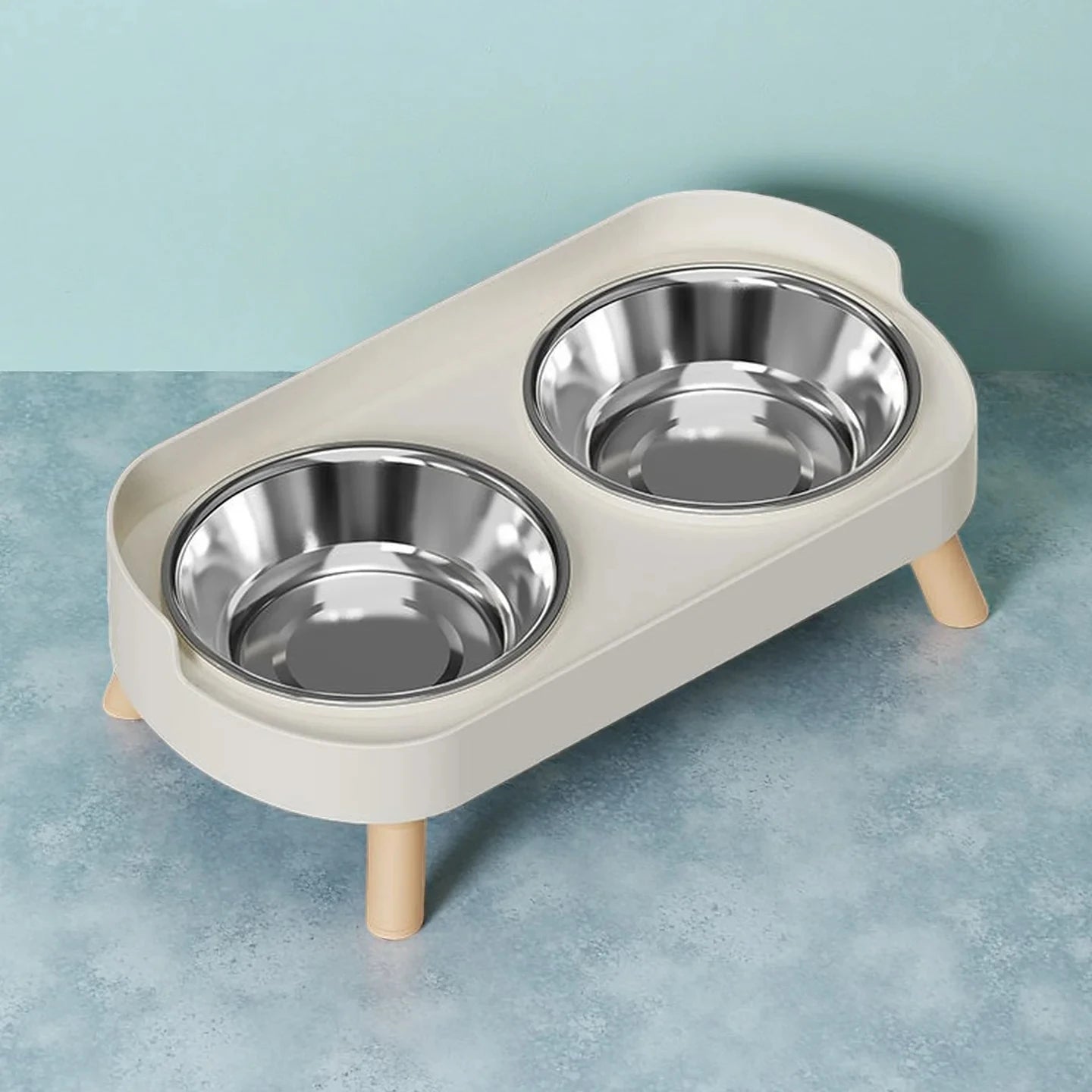 Dual Bowl Feeding Station