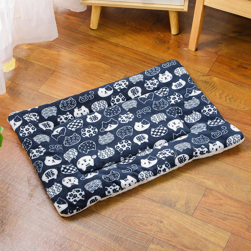 Reversible Winter Pet Mat