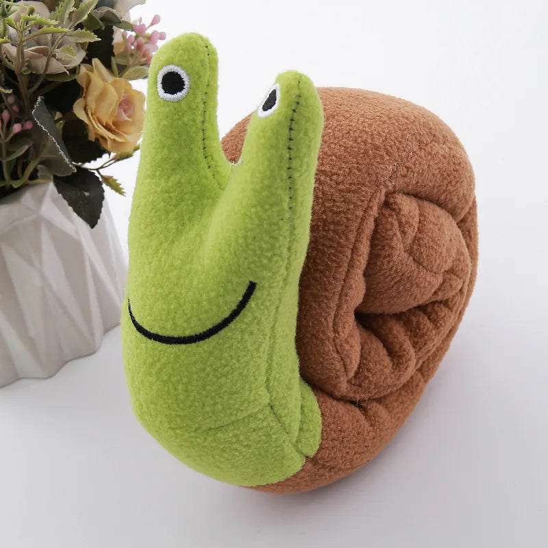 Snail-shaped snuffle mat toy for dogs and cats